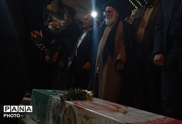 مراسم تشیع پیکر مطهر شهید رضا روزگرد