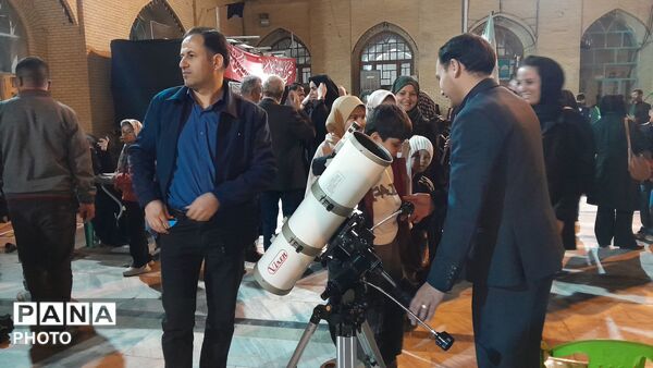 کودکان و بزرگسالان نیشابوری ماه را مشاهده کردند 