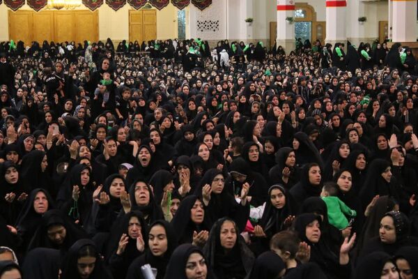 لالایی مادرانه در همنوایی با کودکان شهید