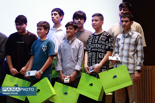 اختتامیه «مسابقه ملی هوش مصنوعی دانش‌آموزی» 