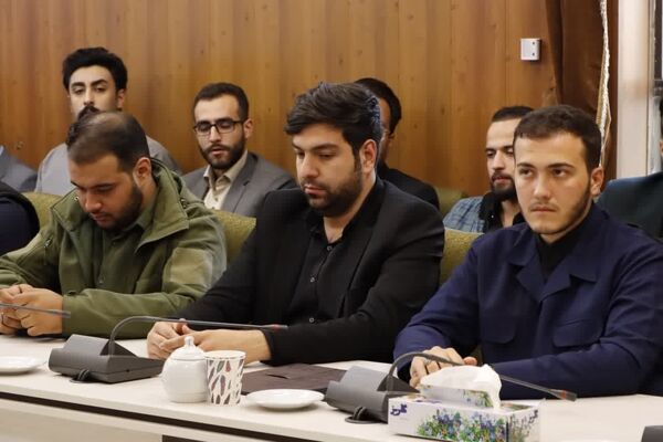 نشست صمیمی شورای عالی استان‌ها با نمایندگان مجمع دانشجویی