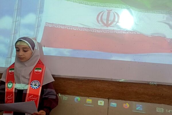 شور ۲۲ بهمن در مدارس رباط‌کریم
