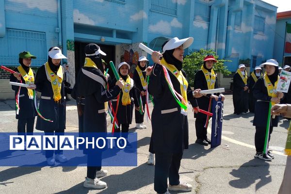 آیین بزرگداشت سالروز تأسیس سازمان دانش‌آموزی و سپاس مربی در کهریزک 