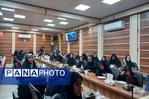 دوره آموزشی مجری‌شو، با موضوع لحن و حس