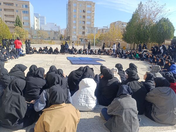 المپیاد ورزشی در هنرستان فاطمیه