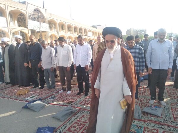 نماز باران در امامزاده سیدجعفر محمد در یزد