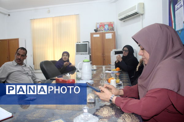 جلسه برنامه‌ریزی سازمان دانش‌آموزی استان بوشهر