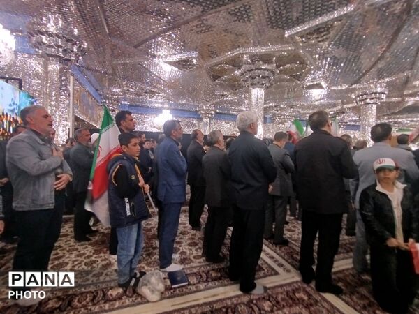 مراسم اربعین شهدای میناب و رهبر شهید در حرم رضوی