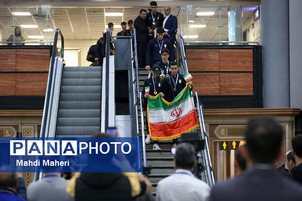 آیین استقبال از تیم‌ ملی والیبال دانش‌آموزی ایران