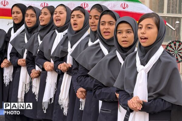 رقابت،هیجان و همدلی در المپیاد درون‌مدرسه‌ای الزهرا بهارستان۲