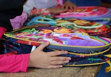 توزیع ۲۵۰ هزار بسته نوشت‌افزار ویژه دانش‌آموزان کم‌برخوردار