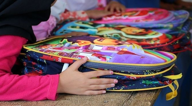 توزیع ۲۵۰ هزار بسته نوشت‌افزار ویژه دانش‌آموزان کم‌برخوردار
