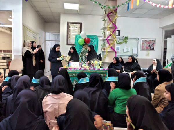 جشن نیمه‌شعبان در دبیرستان شاهد ارض اقدس ناحیه۳ مشهد