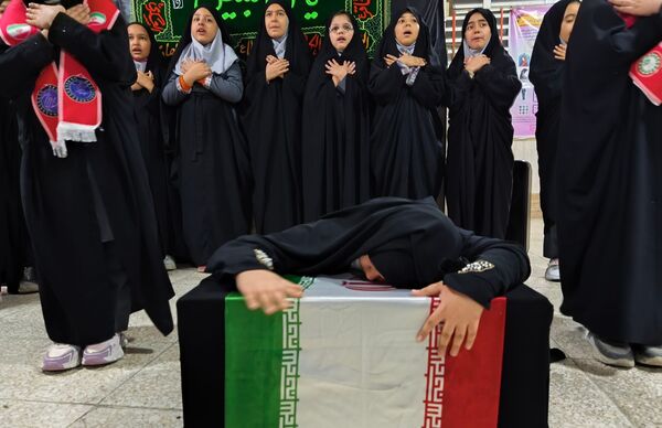 ایستگاه صلواتی در دبستان شهید غیور اصلی