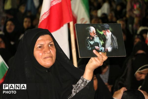 شصت و پنجمین شب میدان‌داری فهرجی ها با حال و هوای پاسداشت مقام معلم 