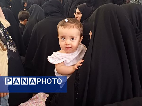 ویژه برنامه رهروان زینبی در آستان مقدس حضرت سیدان‌الکریمان 