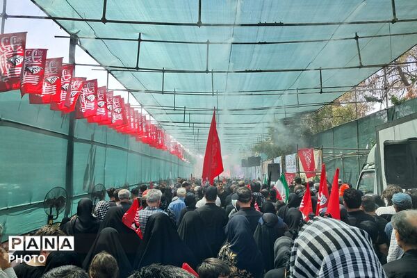 جاماندگان اربعین حسینی در مسیر قبله تهران