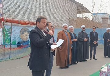 اختتامیه نمایشگاه از افسانه تا واقعیت یه مادر در دبیرستان باقریه 