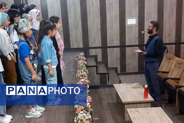 کارگاه آموزشی سرود ملائک در کانون فرهنگی تربیتی ملائک شهرستان قرچک