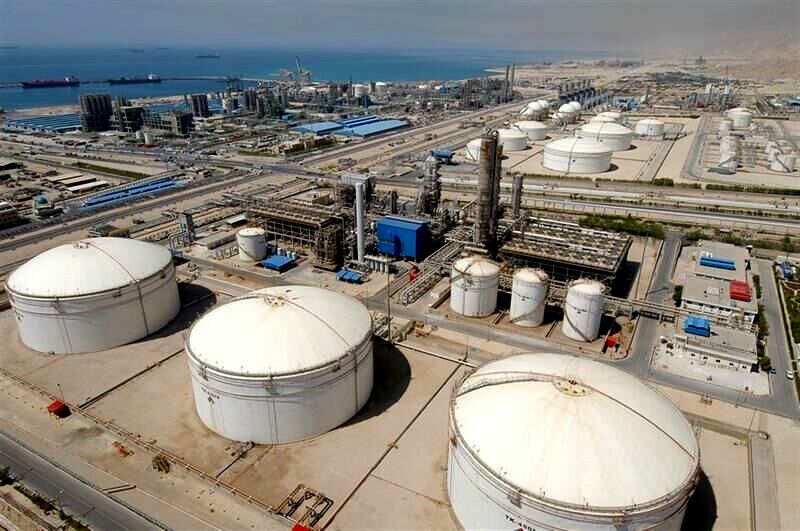 طرح‌های نیمه‌تمام پتروشیمی امسال تعیین تکلیف می‌شوند