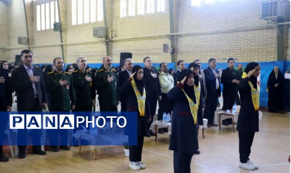 روشنایی یاد شهدا در دل نوجوانان بندر گز