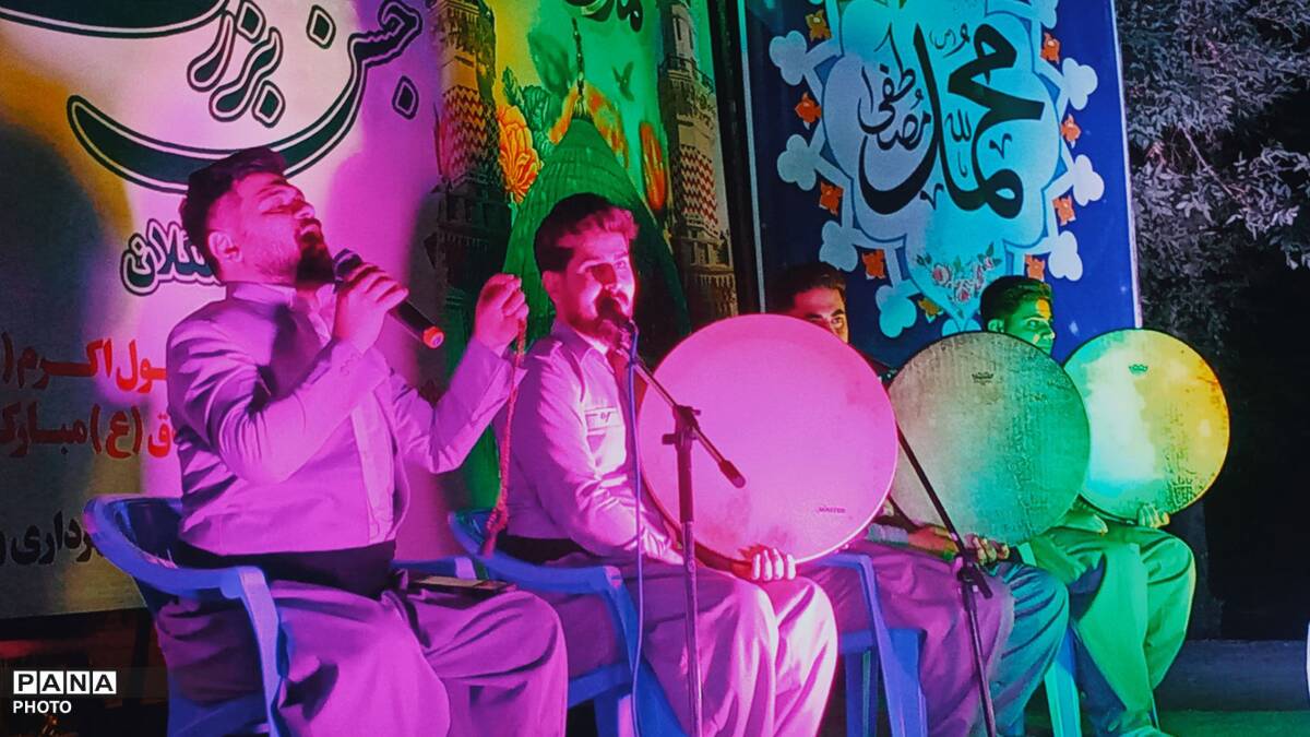 جشنواره وحدت اسلامی در دهگلان ؛ از نور ولادت تا هیجان مسابقات