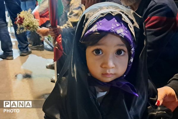 شب هفتاد و هفتم حضور شبانه در میدان نماز شهرری 