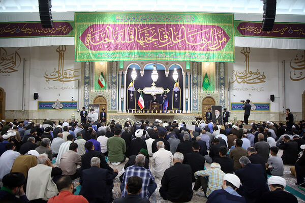 مراسم بزرگداشت شهید آیت‌الله رئیسی در حرم حضرت معصومه(س)