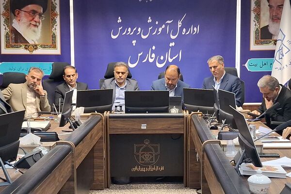 جلسه هم‌اندیشی تشکل‌های دانش‌آموزی استان فارس 