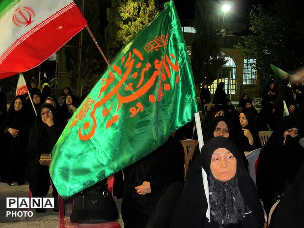 مراسم گرامیداشت آقای شهید ایران و یادبود شهدای شهرستان فلاورجان در اردوگاه شهید بهشتی اصفهان