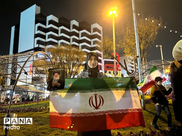 حضور مردم کرج‌ در شب سی و‌پنجمین  اجتماعات مردمی 