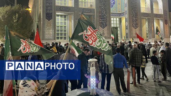 تجمع مردمی در پی حمایت از مردم غزه و لبنان