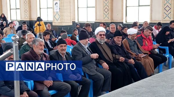 حاشیه نگاری حضور مردم شهر بن در راهپیمایی ۲۲ بهمن ۱۴۰۴