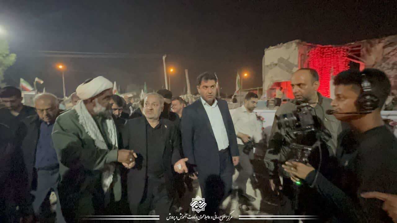 موضوع میناب را به یک گفتمان فرهنگی در سطح ملی و بین‌المللی تبدیل می‌کنیم
