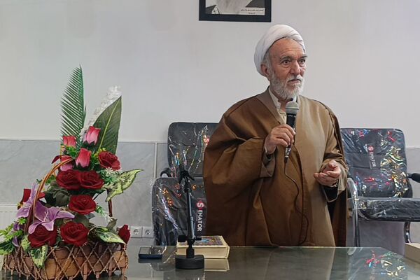 جلسه هم اندیشی راهکارهای جذب دانش آموزان به نماز
