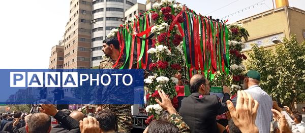 تشییع باشکوه پیکر بسیجی شهید در حمله رژیم صهیونیستی؛ مردم با فریاد مرگ بر اسرائیل وداع کردند