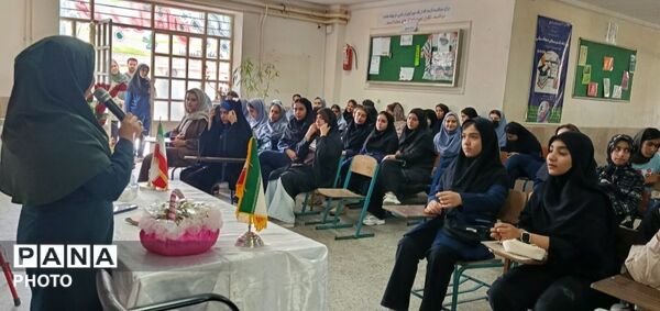 تقدیر از نفرات برتر درسی فرهنگی و هنری جشنواره خوارزمی همزمان با عید غدیر
