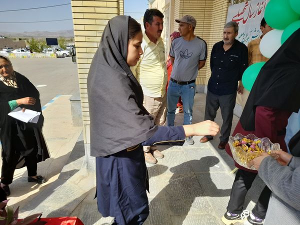 آیین سال تحصیلی جدید در دبیرستان نسیبه شهرستان سملقان