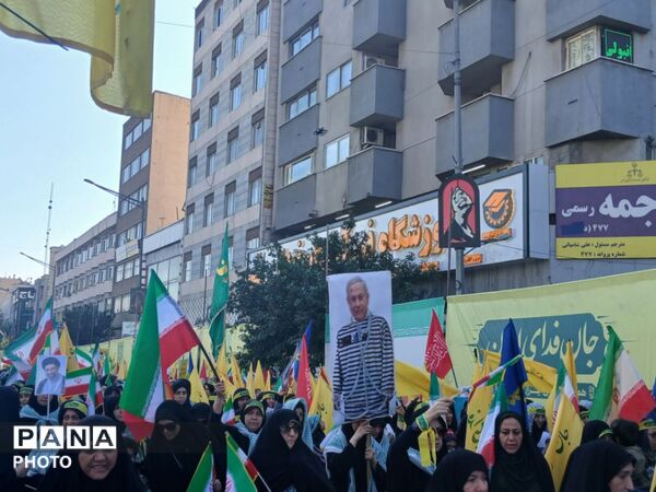 روایت تصویری از رزمایش ۳۱۳ هزار نفری «نوجوانان جان‌فدای ایران»