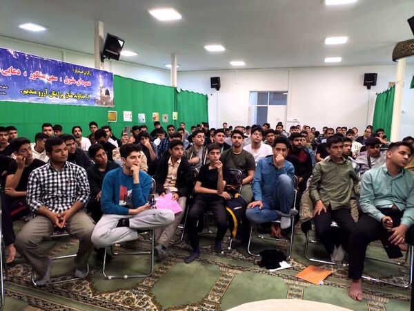 دوره آموزشی برای دانش‌آموزان اعزامی به حج عمره در یزد