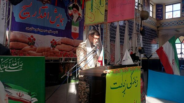 حضور دانش‌آموزان دبیرستان نمونه شهید سلیمانی بن در «همایش اقتدار بسیج» 