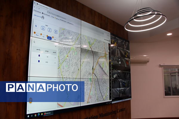 بازدید خبرنگاران از ایستگاهای اتوبوس شهری و حمل‌ونقل یزد