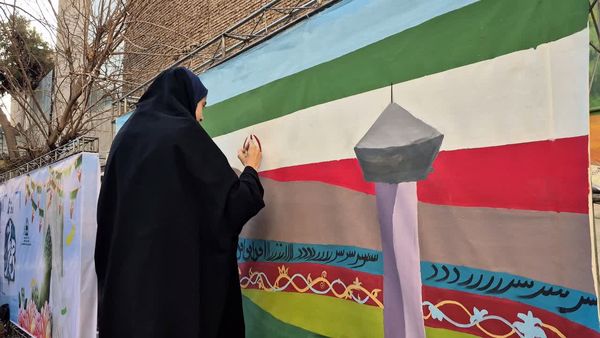 صدای انقلاب طنین انداز شد
