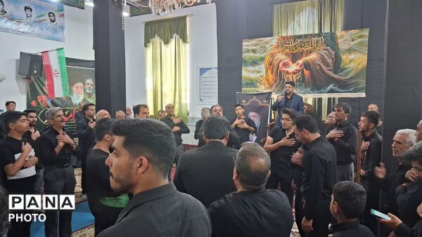 حضور نماینده شهرستان های بیرجند، درمیان و خوسف در مجلس شورای اسلامی در عزاداری  روستای حسن آباد