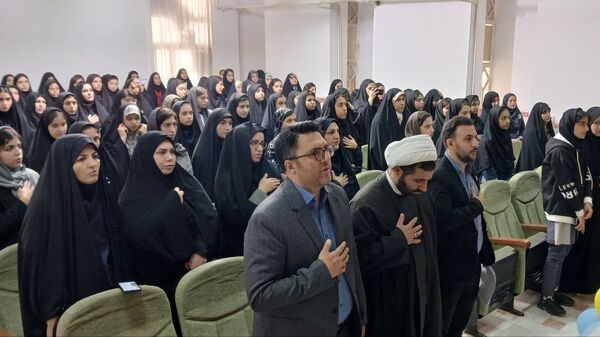 اختتامیه نمایشگاه مدرسه انقلاب اتحادیه انجمن‌های اسلامی شهرستان دلفان 