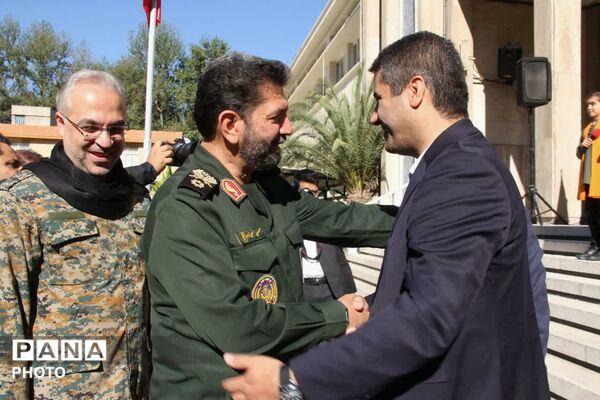 مراسم صبحگاه مشترک بسیج فرهنگیان تهران بزرگ در اداره کل آموزش و پرورش