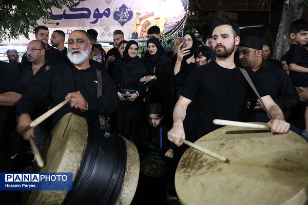 عزاداری شب عاشورا در محله دولت آباد تهران