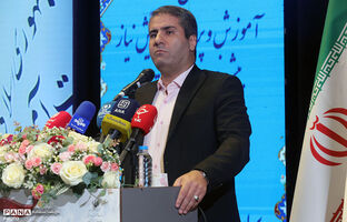 نوآوری در آموزش، ماموریت معلمان است/ تغییر نگاه حاکمیت به صدرنشینی آموزش و پرورش