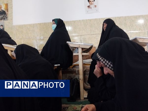 اقامه‌ نماز‌ عیدفطر در شهر وردنجان