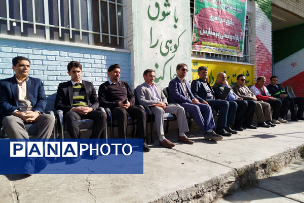 دانش‌آموزان مدرسه شهید باهنر لردگان آماده مقابله با زلزله شدند